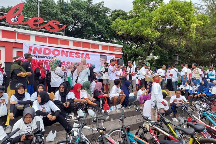 Gerakan Memanggil Anies Baswedan