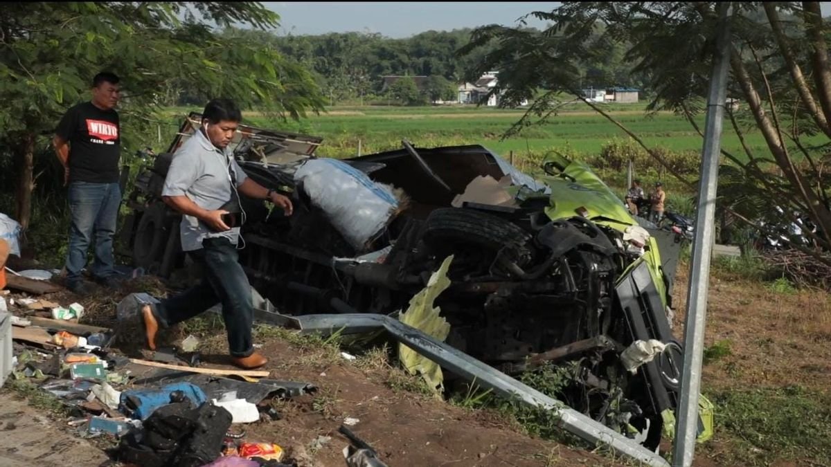 Kecelakaan Maut Di Tol Semarang-Solo Tewaskan 7 Orang, Terbanyak Dari ...