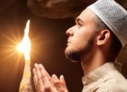 5 Bacaan Sholawat Malam Jumat: Teks Arab, Latin dan Artinya