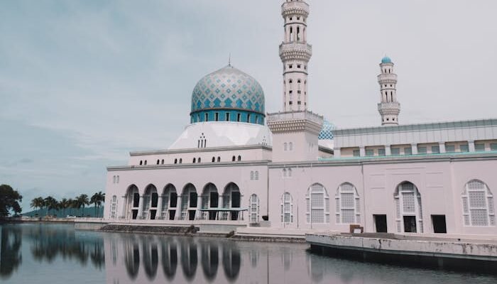 Arti Inna Fatahna Laka Fathan Mubina dan Keutamaannya