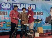 Pentas Seni Meriah, Rayakan HUT ke-30 SMPN 37 Semarang dengan Aksi Hebat