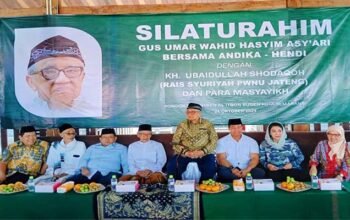 Silaturahim Gus Umar Wahid Hasyim Asy'Ari bersama Andika-Hendi