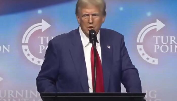 Trump Terapkan Tarif Ekstra Tinggi, Ekonom Nilai Bisa Picu Stagflasi Global