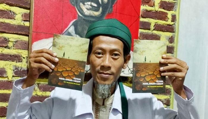 Lukni Maulana: Merawat Tradisi, Membangun Literasi