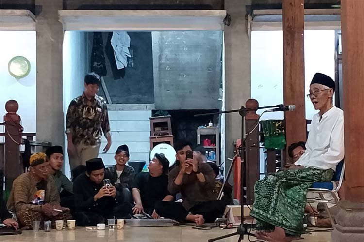 Refleksi Demokrasi di Ponpes Al-Itqon Semarang