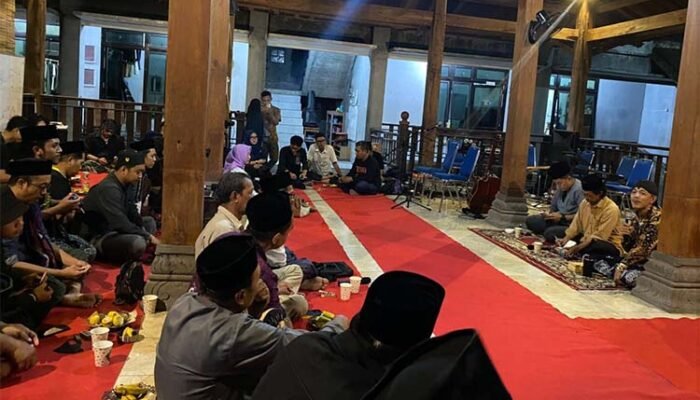 Suluk Senen Pahingan 38: Zakat Diabaikan, Keadilan Sosial Cuma Retorika?