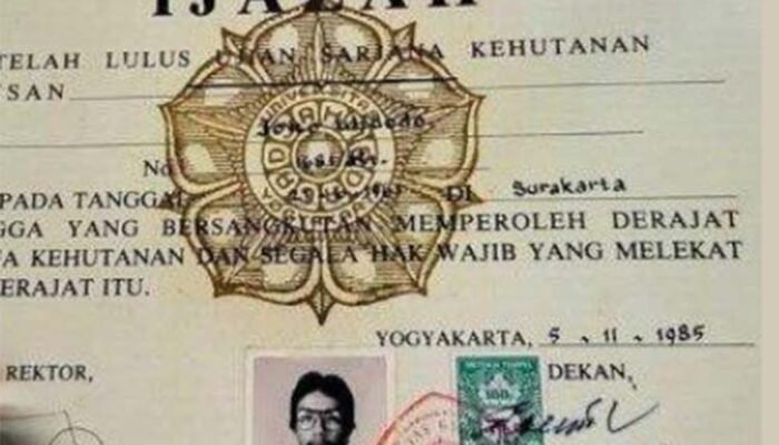 Defensif, Overprotektif dan Konspiratif Merespon Gugatan Ijazah Palsu