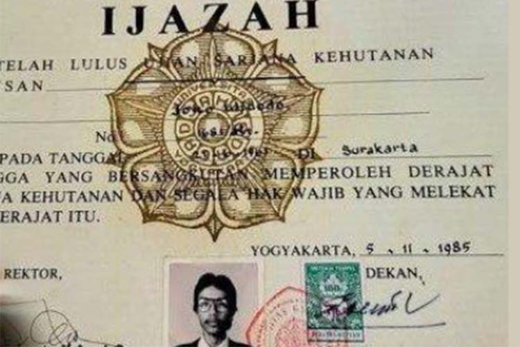 Gugatan Ijazah Palsu