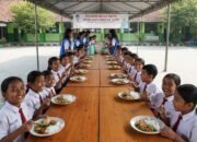 Ironi MBG: Program Nutrisi Gratis Berujung Racun untuk Anak Negeri