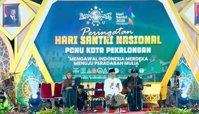 Lesbumi Kota Pekalongan Gelar Pentas Seni Santri, Malam Puncak Peringati Hari Santri Nasional 2025
