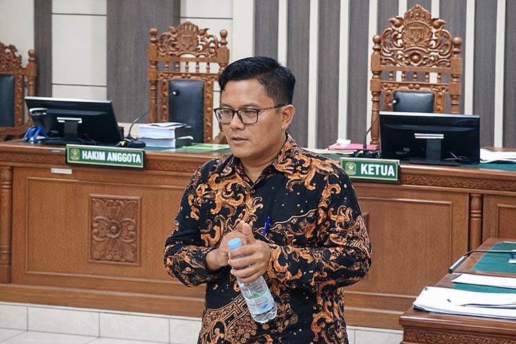 Merit System babay farid