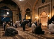 I’tikaf di Masjid: Pengertian, Dalil dan Hukumnya dalam Berbagai Mazhab