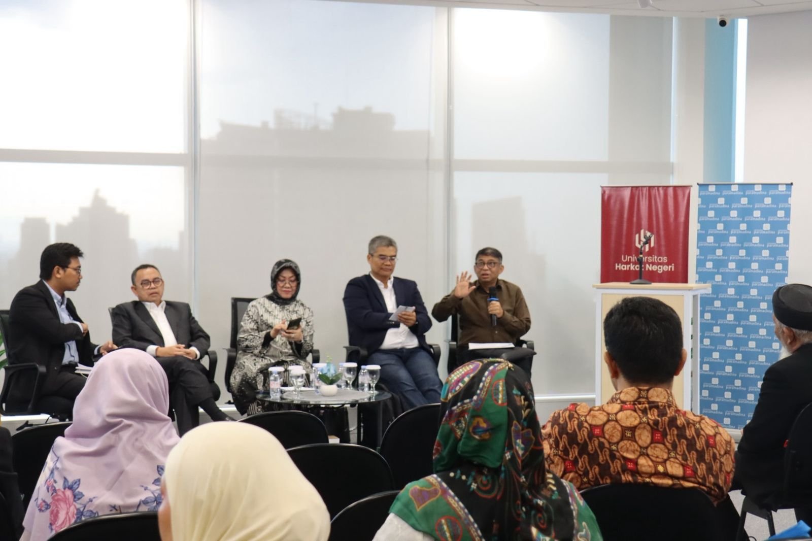 Universitas Paramadina dan Universitas Harkat Negeri