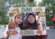 Mahasiswa Ilmu Komunikasi USM Kenalkan Tradisi Sedekah Bumi di CFD Simpang Lima Semarang