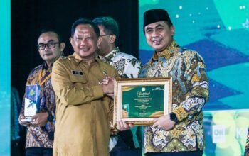 Jawa Tengah Raih Enam Penghargaan Adinata Syariah 2026, Taj Yasin Percepat Kawasan Industri Halal