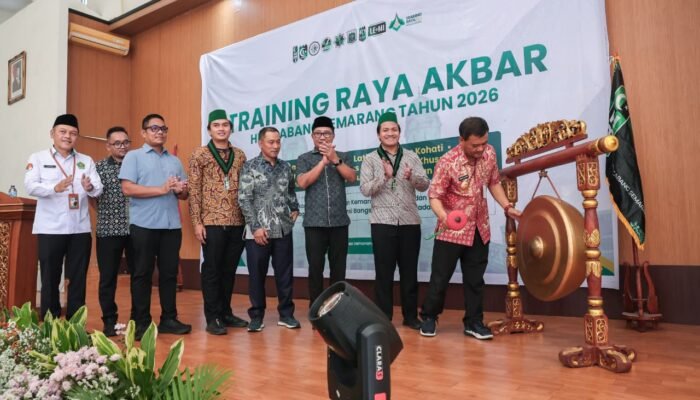 Training Raya Akbar HMI, Gubernur Luthfi Hargai Semangat Mahasiswa dalam Menyampaikan Kritik