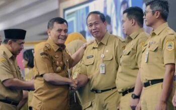 Lantik 22 Pejabat Pemprov Jateng, Ahmad Luthfi Tegaskan Tak Ada Jasa Titip Jabatan